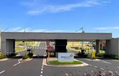 Terreno à venda na Avenida Floriano Peixoto, Granja Marileusa, Uberlândia