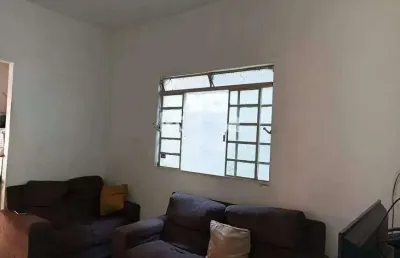 Casa à venda, 2 quartos, 1 vaga, tibery - uberlândia/mg