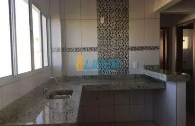 Apartamento à venda, 2 quartos, 1 suíte, 2 vagas, alto umuarama - uberlândia/mg