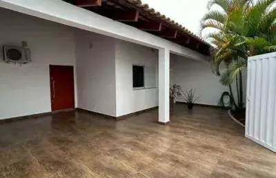 Casa à venda, 3 quartos, 1 suíte, 2 vagas, jardim karaíba - uberlândia/mg