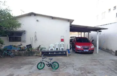 Casa à venda, 3 quartos, 1 suíte, 3 vagas, buritis - uberlândia/mg