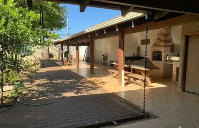 Casa à venda, 2 quartos, 2 suítes, 4 vagas, cidade jardim - uberlândia/mg
