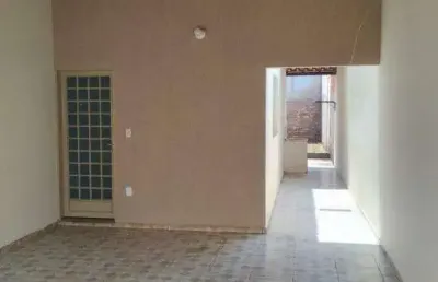 Casa à venda, 2 quartos, 2 vagas, jardim holanda - uberlândia/mg