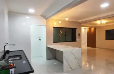 Casa à venda, 4 quartos, 1 suíte, 2 vagas, santa luzia - uberlândia/mg