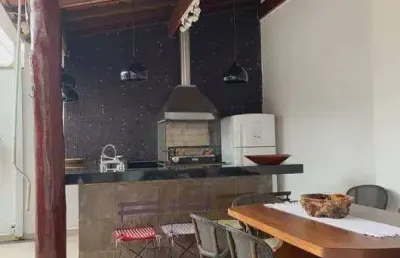 Casa à venda, 3 quartos, 3 suítes, 3 vagas, vigilato pereira - uberlândia/mg