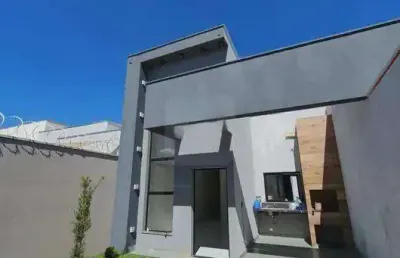 Casa à venda, 3 quartos, 1 suíte, 2 vagas, novo mundo - uberlândia/mg