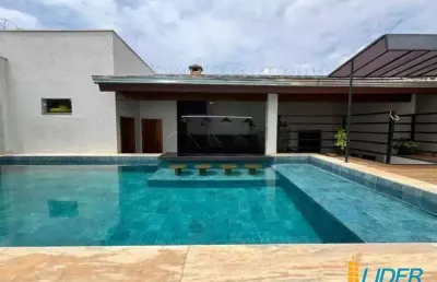 Casa à venda, 3 quartos, 1 suíte, 4 vagas, jaraguá - uberlândia/mg