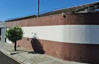 Casa à venda, 3 quartos, 1 suíte, 2 vagas, jardim holanda - uberlândia/mg