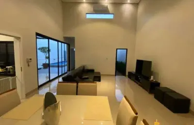 Casa à venda, 3 quartos, 3 suítes, 3 vagas, vigilato pereira - uberlândia/mg