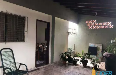 Casa à venda, 3 quartos, 1 suíte, 1 vaga, osvaldo rezende - uberlândia/mg