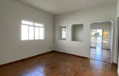 Casa à venda, 4 quartos, 1 suíte, saraiva - uberlândia/mg