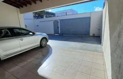 Casa à venda, 5 quartos, 3 suítes, 4 vagas, brasil - uberlândia/mg