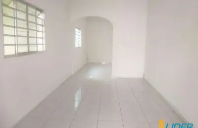 Casa à venda, 3 quartos, 1 suíte, 3 vagas, centro - uberlândia/mg