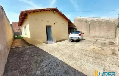Casa à venda, 3 quartos, 3 vagas, jardim holanda - uberlândia/mg