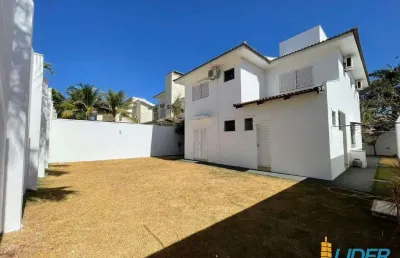 Casa à venda, 4 quartos, 2 suítes, jardim karaíba - uberlândia/mg