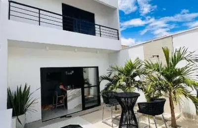 Casa com 3 quartos à venda na Rua Riete, Jardim Europa, Uberlândia
