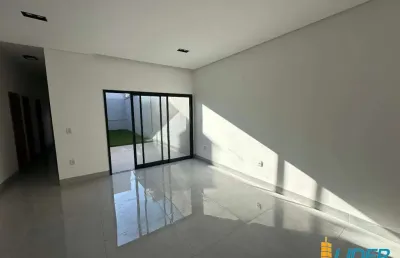 Casa à venda, 3 quartos, 1 suíte, 3 vagas, laranjeiras - uberlândia/mg