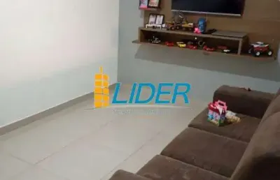 Casa à venda, 2 quartos, 1 suíte, 1 vaga, jardim brasilia - uberlândia/mg