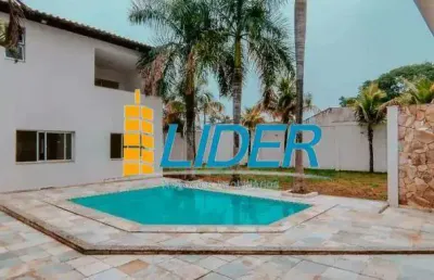 Casa à venda, 4 quartos, 2 suítes, 6 vagas, itapema sul - uberlândia/mg