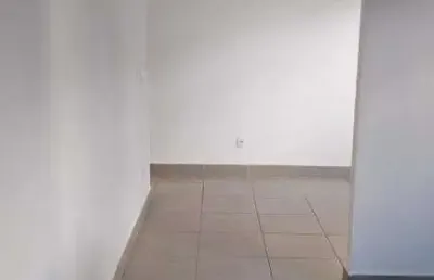 Apartamento com 2 quartos para alugar na Rua Antônio Fortunato da Silva, Santa Mônica, Uberlândia