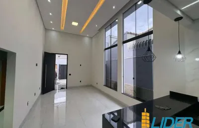 Casa à venda, 3 quartos, 2 suítes, 2 vagas, granada - uberlândia/mg