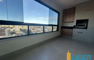 Lindo apartamento com 116m2 de área privativa e todo montado de armários planejados à venda em localização nobre no bairro santa monica