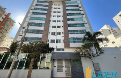 Lindo apartamento no bairro copacabana andar alto com vista privilegiada