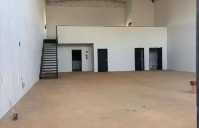Casa para alugar na Avenida Victor Alves Pereira, Novo Mundo, Uberlândia
