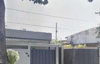 Casa em condomínio fechado com 2 quartos para alugar na Avenida Cesário Crosara, Presidente Roosevelt, Uberlândia