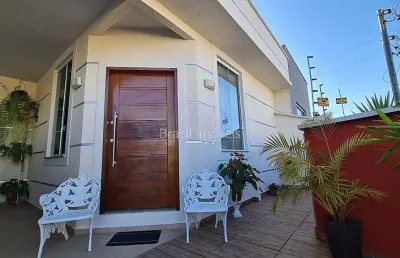 Casa com 3 quartos à venda na Rua Silvestre Cupertino Rodrigues, Bairu, Juiz de Fora