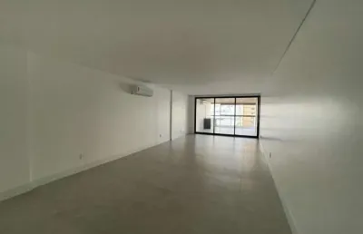 Apartamento com 4 quartos à venda na Rua Doutor Gil Horta, Centro, Juiz de Fora