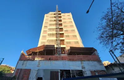 Apartamento de 03 suítes, garagem e elevador no jardim glória