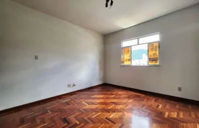 Apartamento com 3 quartos à venda na Rua Morais e Castro, Passos, Juiz de Fora