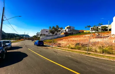 Terreno à venda na Avenida Deusdedith Salgado, Salvaterra, Juiz de Fora