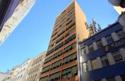 Apartamento com 3 quartos para alugar na Rua Halfeld, Centro, Juiz de Fora