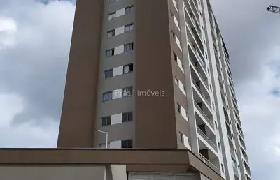 Apartamento de 02 quartos com varanda, lazer e elevador no bom pastor
