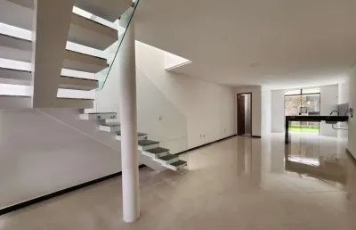 Casa com 3 quartos à venda na Rua José da Fonseca Silva, Aeroporto, Juiz de Fora