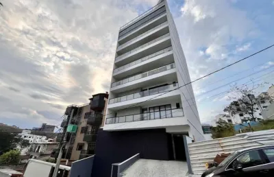 Apartamento de 03 quartos com varanda e 02 vagas no jardim laranjeiras