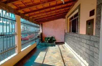 Locação - casa com 03 quartos no bairro nossa senhora das graças