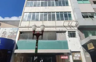 Locação – loja ampla no calçadão da rua são joão – 250m²