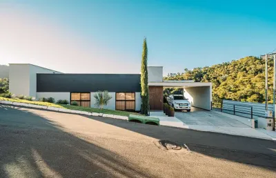 Casa com 4 quartos à venda na Estrada Domingos Hungaro, Salvaterra, Juiz de Fora