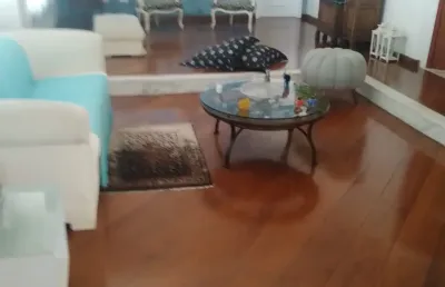 Apto.  256 m ² - 4 dormitórios 2 suítes - 4 vagas - sata terezinha