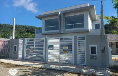Casa com 3 quartos à venda na Rua Lavanda, 48, Morrinhos, Bombinhas