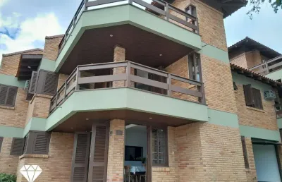 Casa com 3 quartos à venda na Rua Parati/beira Mar, Beira Mar, Centro, Bombinhas