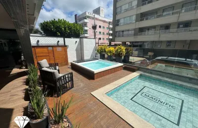 Apartamento alto padrão mobiliado e decorado a 200m da praia de bombas