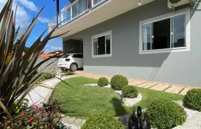 Linda casa, praia de bombas sc, para rentabilizar ou morar, venha conhecer!!
