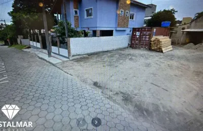 Terreno à venda na Rua Rouxinol, 619, Bombas, Bombinhas