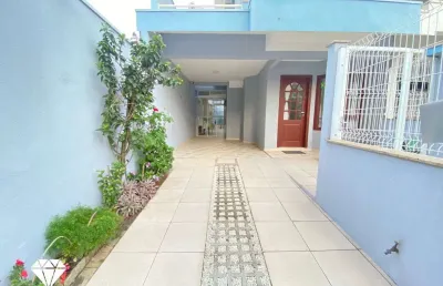 Casa com 3 quartos à venda na Rua Corrupião, 483, Bombas, Bombinhas