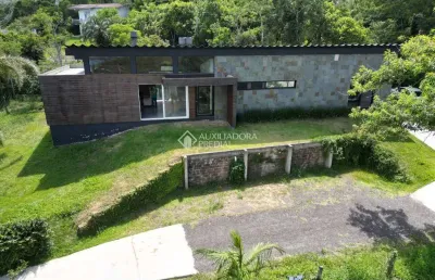 Casa com 2 quartos à venda na professor romildo bolzan, 2300, morro da borússia, osório, 160 m2 por r$ 1.300.000