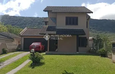 Casa com 3 quartos à venda na dos salgueiros, 44, parque real, osório, 172 m2 por r$ 980.000